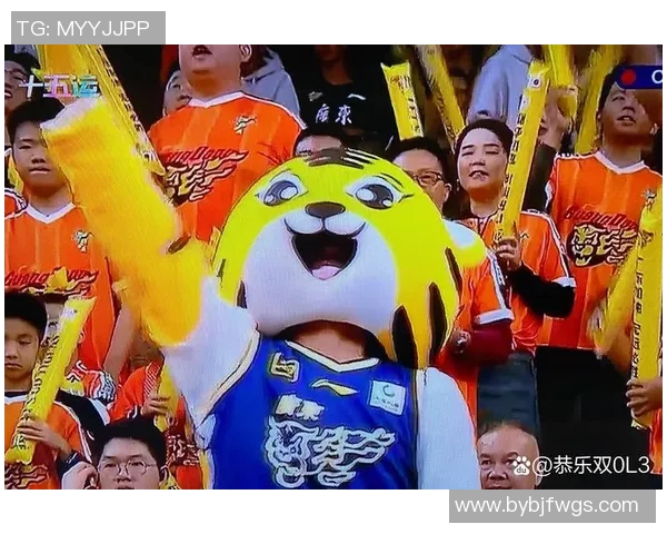 12月28日广东队与上海队激战正酣谁能在这场对决中笑到最后